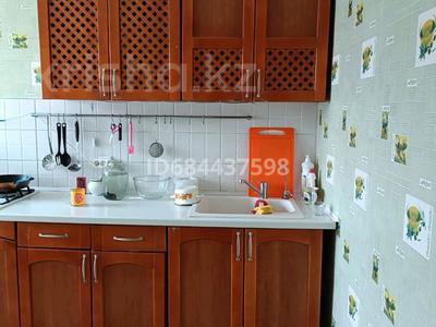 3-бөлмелі пәтер · 63 м² · 3/9 қабат, мкр 8, 101 стрелковой бригады 7 — 17 школа, бағасы: 23.8 млн ₸ в Актобе