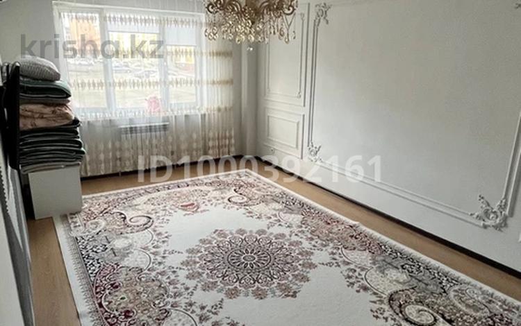 2-комнатная квартира · 64.5 м² · 1/5 этаж, мкр Нурсая 108 за 25 млн ₸ в Атырау — фото 2
