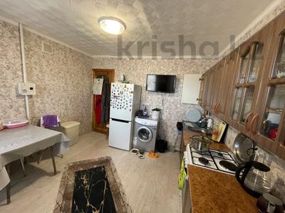 2-комнатная квартира · 65 м² · 3/5 этаж, ул. Карла Маркса за 8.8 млн 〒 в Шахтинске
