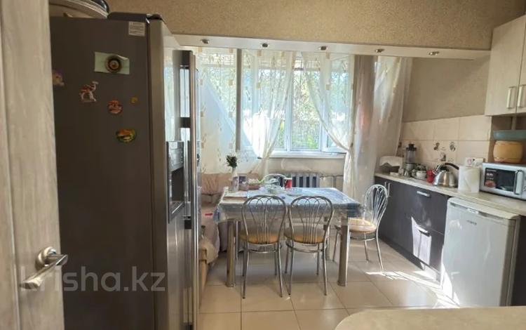 3-бөлмелі пәтер · 68 м² · 1/9 қабат, розыбакиева 136, бағасы: 58 млн ₸ в Алматы, Бостандыкский р-н — фото 8