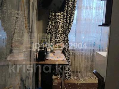 2-бөлмелі пәтер · 47 м² · 5/5 қабат, Майкудук, Майкудук, 15й микрорайон, бағасы: 13.2 млн ₸ в Караганде, Алихана Бокейханова р-н