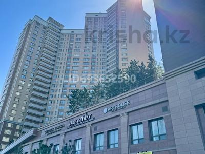 3-комнатная квартира, 94 м², 4/18 этаж, Кошкарбаева 2 за 59 млн 〒 в Астане, Алматы р-н