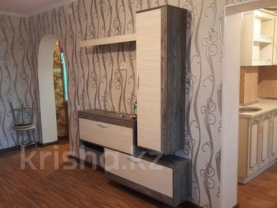 2-комнатная квартира · 46 м² · 3/3 этаж, проспект Бауржан момушылы 9а за 17.5 млн 〒 в Шымкенте