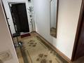 2-комнатная квартира · 55 м² · 5/5 этаж, мкр Арай-2 18 — Сдам 2-комнатную квартиру в мкр. Арай-2 Сдается просторная и светлая 2-комнатная квартира на 5 этаже. В квартире выполнен свежий косметический ремонт. Комнаты просторные и светлые, установлены пластиковые окна, металлическая входная дверь. Есть балкон. Имеется необходимое для проживания: * газовая плита; * кухонный гарнитур; * стол и стулья; * шкаф для одежды; * ванна и санузел. Чистый подъезд, спокойные соседи. Рядом находятся школы, детские сады, магазины, аптеки, остановки общественного транспорта. Квартира сдается на длительный срок порядочным и ответственным жильцам. за 100 000 ₸ в Таразе — фото 21
