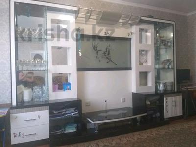 Продажа квартир в Жетысу обл.: 2-комнатная квартира · 52.9 м² · 4/5 этаж, Жана Гарышкер 4 за 20 млн 〒 2-комнатная квартира · 52.9 м² · 4/5 этаж, Жана Гарышкер 4 за 20 млн 〒 в Талдыкоргане, мкр Жана Гарышкер