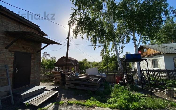 Жеке үй · 4 бөлме · 60 м² · 8.38 сот., Ползунова 58, бағасы: 7.5 млн ₸ в Усть-Каменогорске — фото 2