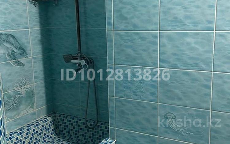 3-бөлмелі пәтер · 53 м² · 5/5 қабат, 16-й микрорайон, 16-й микрорайон 20 — Сзади рынка коктем, бағасы: 180 000 ₸ в Шымкенте, Аль-Фарабийский р-н — фото 2