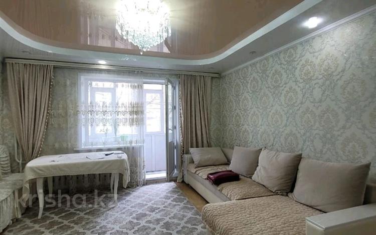 3-комнатная квартира, 67 м², 2/9 этаж, Утепбаева за 27.5 млн 〒 в Семее — фото 2
