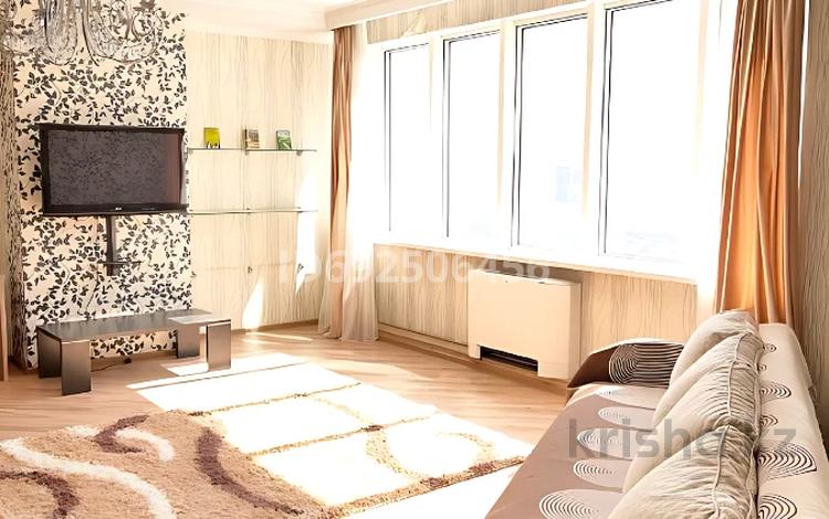 2-комнатная квартира, 92 м², 9/32 этаж посуточно, Аль-Фараби 7 за 28 000 〒 в Алматы — фото 11