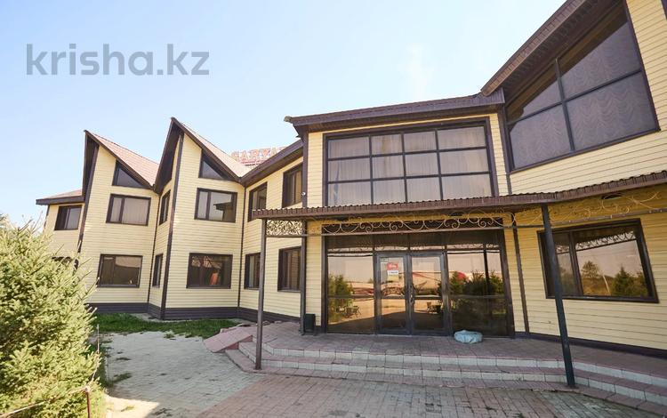 Бани, гостиницы и зоны отдыха · 1866 м² за 550 млн 〒 в Астане, р-н Байконур — фото 2