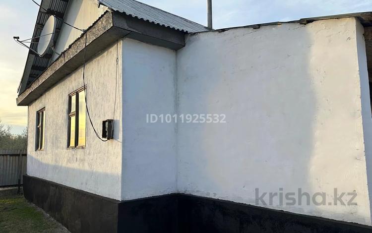 Отдельный дом · 5 комнат · 100 м² · 10 сот., ул. 8 наурыз 1Б за 12 млн ₸ в Жетысу обл. — фото 2