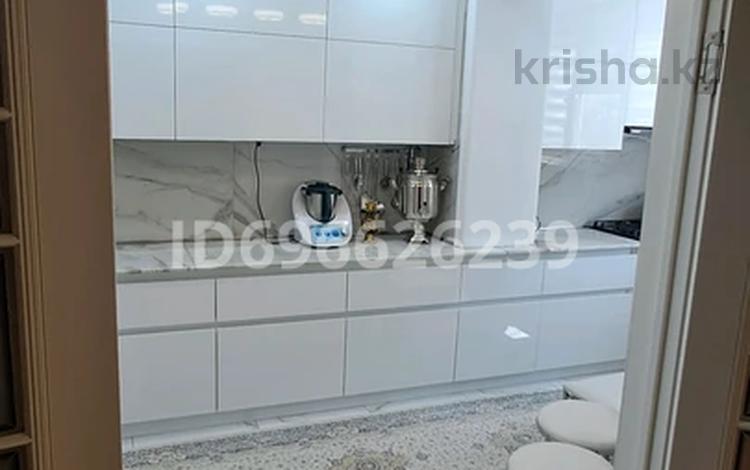 3-бөлмелі пәтер · 71 м² · 2/5 қабат, 11-й мкр 28 — 11-28, бағасы: 30 млн ₸ в Актау — фото 3