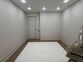 2-бөлмелі пәтер · 80 м², Абулхайр-хана 63, бағасы: 450 000 ₸ в Атырау — фото 2