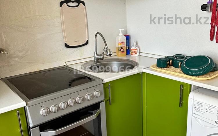 3-комнатная квартира · 60 м² · 1/5 этаж, 2 микрорайон 76 — Рядом школа за 3.4 млн ₸ в Качаре — фото 3
