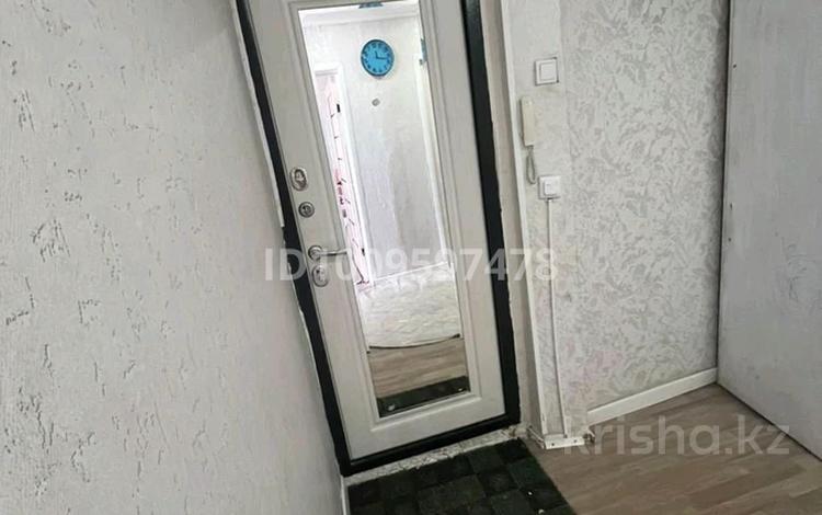 3-бөлмелі пәтер · 63 м² · 5/5 қабат, Независмости 25 420, бағасы: 12 млн ₸ в Сатпаев — фото 2