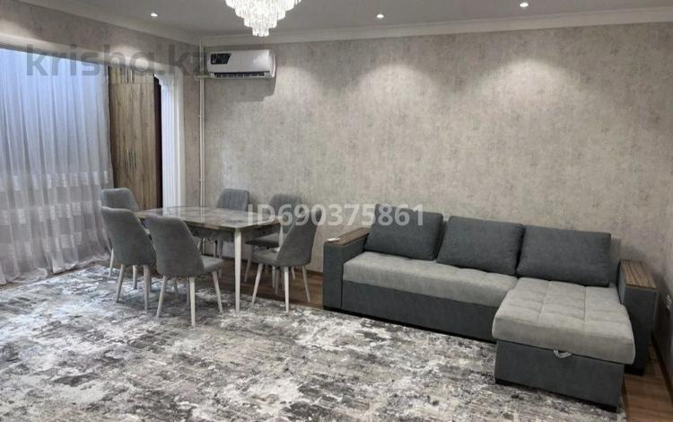 2-бөлмелі пәтер · 98 м², 8-шағынаудан — ТЦ Баян сул, бағасы: 15 000 ₸ в Шымкенте, Туран р-н — фото 2