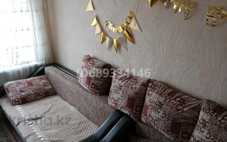 3-комнатная квартира, 52 м², 4/5 этаж, Астана 17 за 11.5 млн 〒 в Аксу — фото 2