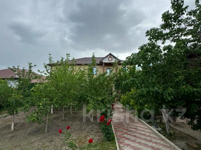 Отдельный дом · 7 комнат · 380.7 м² · 10 сот., мкр Жеруйык, 25 улица 2 за 85 млн ₸ в Атырау