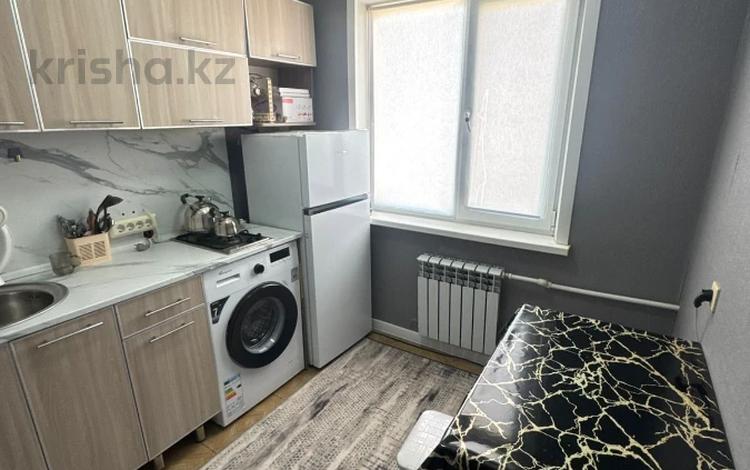 1-комнатная квартира · 31 м² · 4/4 этаж, мкр 8 за 8.8 млн ₸ в Актобе — фото 3