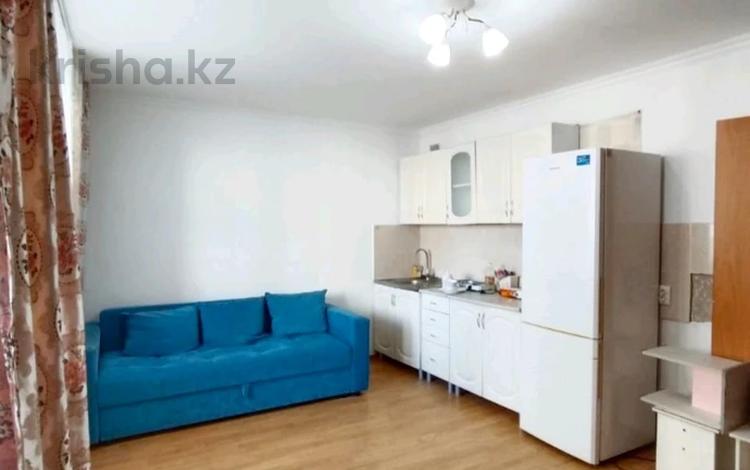 1-бөлмелі пәтер, 45 м², 3/12 қабат ай сайын, Айтматова 36, бағасы: 120 000 〒 в Астане, Нура р-н — фото 2