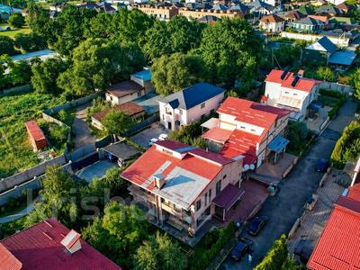 Отдельный дом · 4 комнаты · 360 м² · 6 сот., мкр Думан-2 — Коттеджный городок Радуга!!! за 165 млн ₸ в Алматы, Медеуский р-н