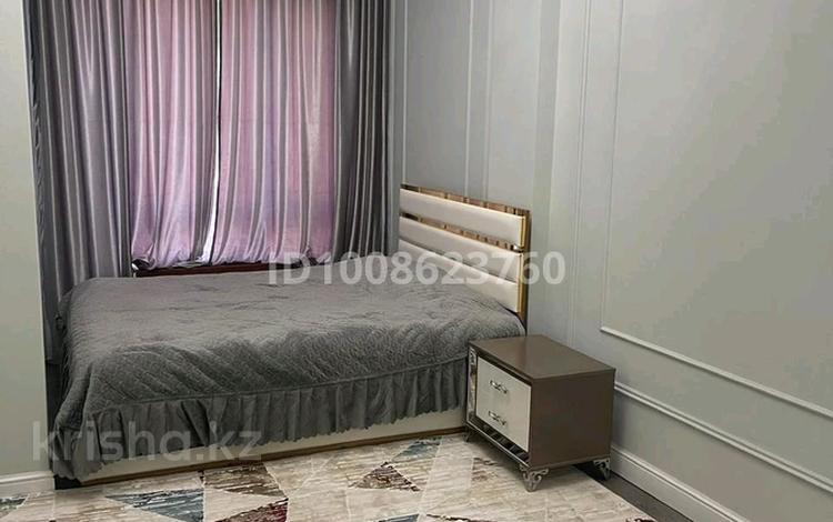 2-комнатная квартира · 80 м² · 2/2 этаж, Батырбекова за 22 000 〒 в Туркестане — фото 2