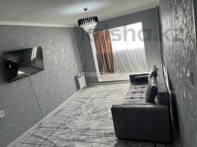2-комнатная квартира · 50 м² · 1/5 этаж, 16-й микрорайон, 16-й микрорайон 8 за 240 000 ₸ в Шымкенте, Аль-Фарабийский р-н