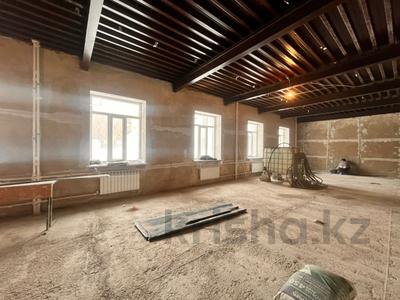 Свободное назначение, офисы, кабинеты и рабочие места · 100 м² за 1 млн ₸ в Караганде, Казыбек би р-н