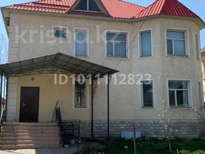 Отдельный дом · 7 комнат · 265 м² · 10 сот., мкр Мирас, Азаттык 537 за 700 000 ₸ в Шымкенте, Каратауский р-н