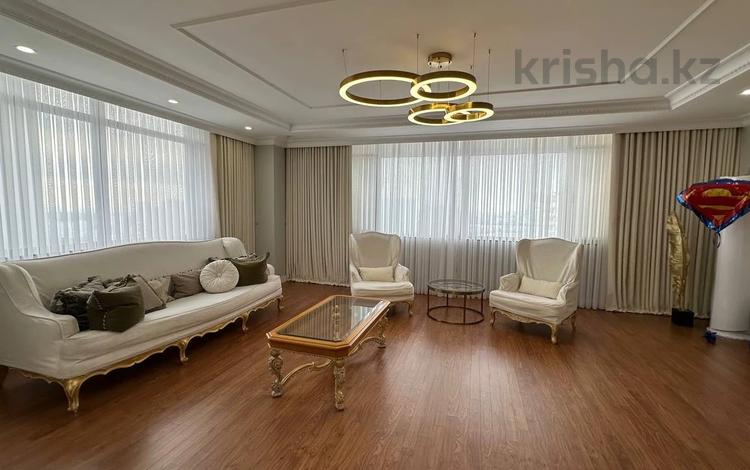 5-бөлмелі пәтер · 279 м² · 20/25 қабат, Кошкарбаева 2, бағасы: 200 млн ₸ в Астане, Сарайшык р-н — фото 2