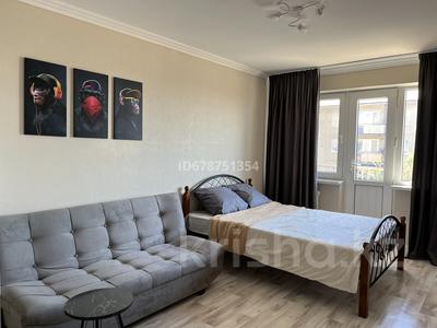 Пәтерлер в Атырауской обл.: 1-бөлмелі пәтер · 36 м² · 4/5 қабат, Азаттык 68, бағасы: 150 000 〒 1-бөлмелі пәтер · 36 м² · 4/5 қабат, Азаттык 68, бағасы: 150 000 〒 в Атырау