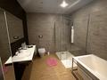 3-бөлмелі пәтер · 165.5 м² · 11/12 қабат, 17-ш/а. 7, бағасы: 75 млн ₸ в Актау, 17-й мкр — фото 34