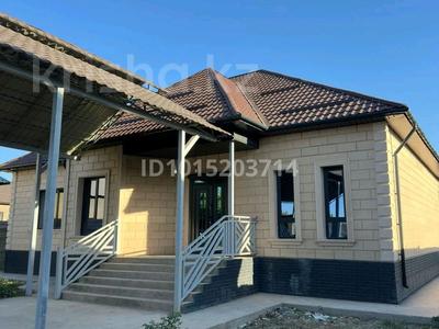 Отдельный дом · 3 комнаты · 150 м² · 8 сот., мкр Достык за 59 млн ₸ в Шымкенте, Абайский р-н