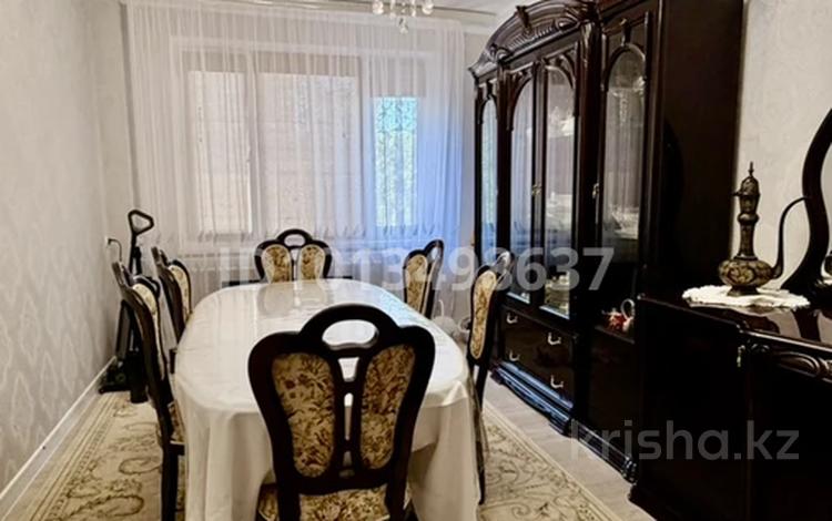 4-бөлмелі пәтер · 90 м² · 2/5 қабат, 26-ш/а. 10, бағасы: 26 млн ₸ в Актау, 26-й мкр — фото 2
