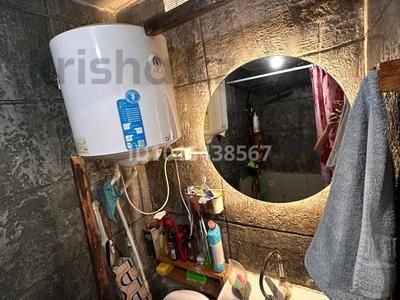 Жеке үй · 3 бөлме · 84 м² · 3 жүзд., Суворова 28 — Гмз, бағасы: 11 млн ₸ в Актобе, мкр Гормолзавод
