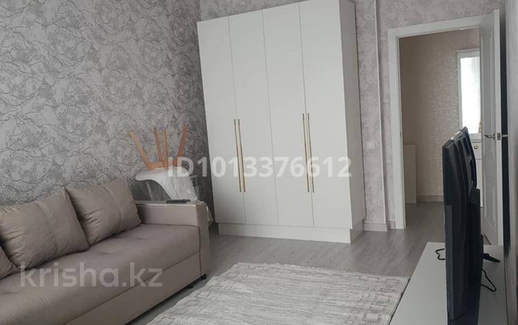 1-комнатная квартира · 45 м² · 6/9 этаж, Радостовца 165/1 — Розыбакиева Сатпаева за 330 000 ₸ в Алматы, Бостандыкский р-н — фото 2