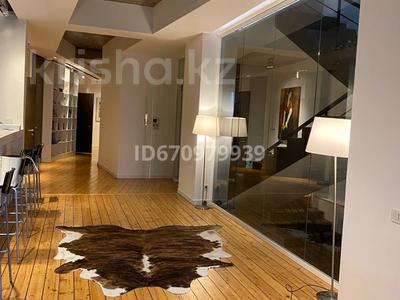 Отдельный дом · 5 комнат · 560 м² · 17 сот., мкр Каменское плато 107 — 500 м от жк silver wood за 4 млн ₸ в Алматы, Медеуский р-н