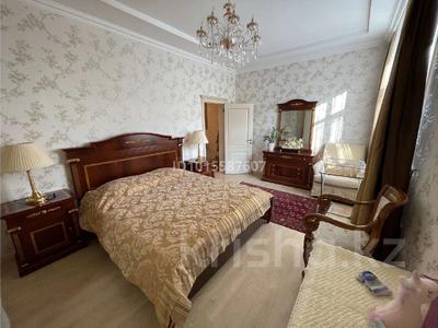 2-бөлмелі пәтер · 99.3 м² · 2/10 қабат, Малика Габдуллина 3, бағасы: 48 млн ₸ в Астане, Есильский р-н