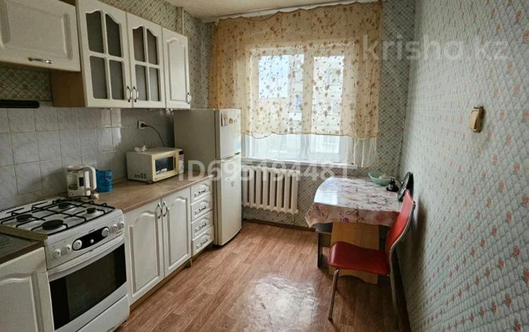 1-комнатная квартира, 37 м², 4/6 этаж помесячно, Сабатаева 196