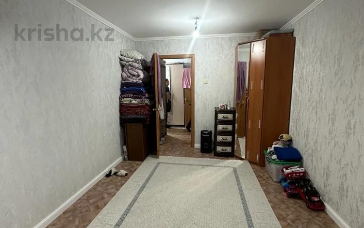 2-комнатная квартира, 52.2 м², 2/5 этаж, Рыскулова за 13 млн 〒 в Актобе — фото 2