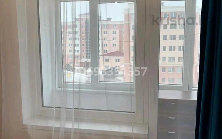 1-комнатная квартира, 44 м², 5/7 этаж, Аль Фараби — 95 лицей за 22 млн 〒 в Астане, Есильский р-н — фото 2