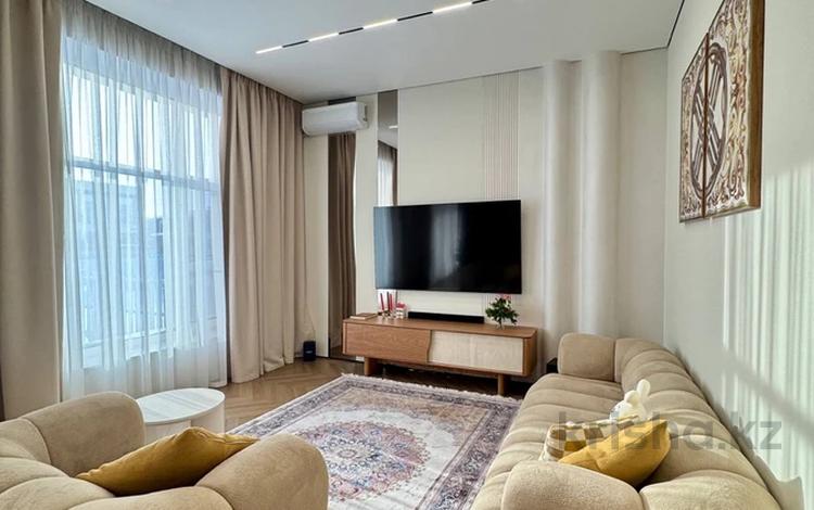 4-комнатная квартира · 160 м², ул. Никола Тесла 12 за 250 млн ₸ в Астане, Есильский р-н — фото 2