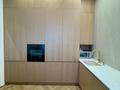 4-комнатная квартира · 160 м², ул. Никола Тесла 12 за 250 млн ₸ в Астане, Есильский р-н — фото 3