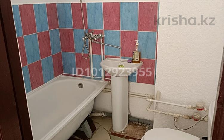 1-бөлмелі пәтер · 38.2 м² · 3/3 қабат, Фабричная 11, бағасы: 80 000 ₸ в Костанае — фото 2