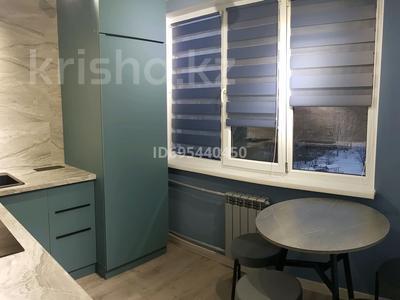Аренда квартир в Восточно-Казахстанской обл.: 2-комнатная квартира · 50 м² · 5/5 этаж · помесячно, Пр. Сатпаева 50 за 320 000 〒 2-комнатная квартира · 50 м² · 5/5 этаж · помесячно, Пр. Сатпаева 50 за 320 000 〒 в Усть-Каменогорске