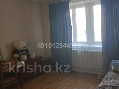 3-бөлмелі пәтер · 49.7 м² · 1/2 қабат, Просп. Тауелсиздик, бағасы: 16 млн ₸ в 