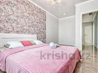 4-комнатная квартира · 160 м² · 8 этаж, Аль-Фараби 7 за 60 000 〒 в Алматы, Бостандыкский р-н