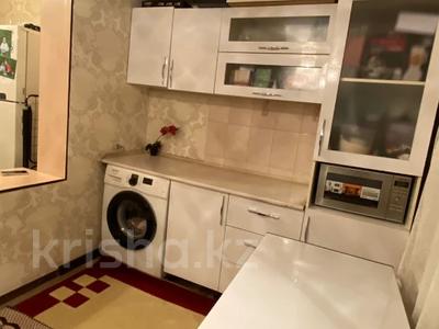 2-бөлмелі пәтер · 45 м² · 1/4 қабат, мкр №12 8 — Шаляпина - Берегового, бағасы: 26 млн ₸ в Алматы, Ауэзовский р-н