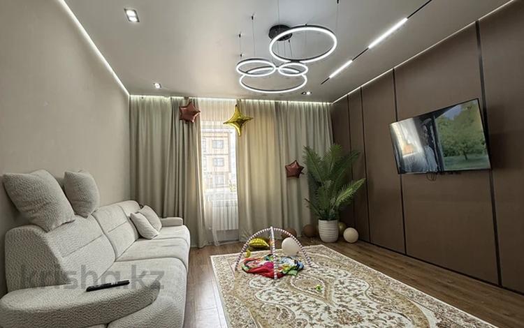 4-комнатная квартира · 160 м² · 1/3 этаж, Бисена жумагалиева 17 за 46 млн ₸ в Уральске — фото 2