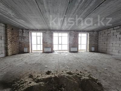 2-комнатная квартира · 83.5 м² · 4/4 этаж, Академика Сатпаева 79 за ~ 37.6 млн 〒 в Павлодаре